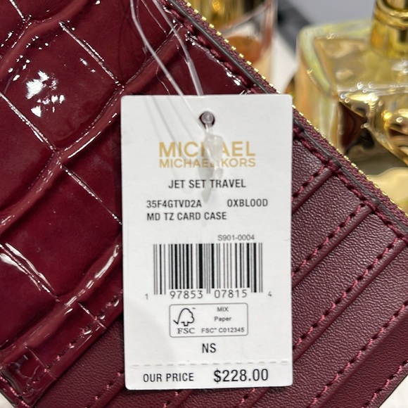 MICHAEL KORS JET SET TRAVEL MEDIUM TZ CARD CASE IN OXBLOOD CROCODILE
NWT - Picture 11 of 16